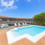 Villalia Nerea * Playa Blanca (Lanzarote)